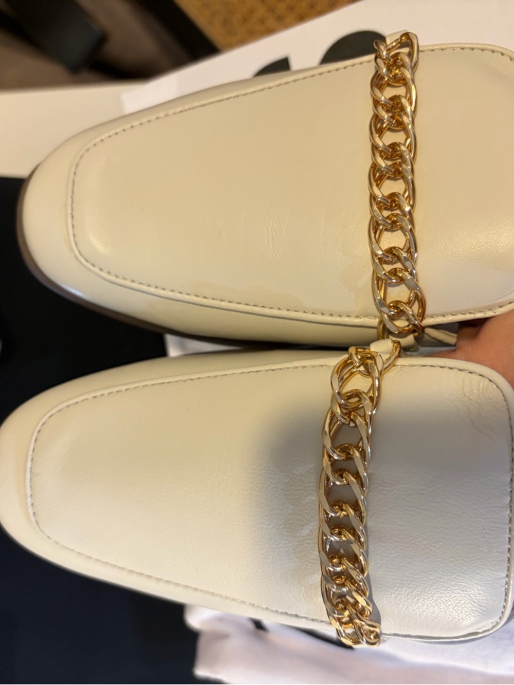 SCHUTZ Arissa Mules Ivory Leather Chain-Trim Slides - Picture 4 of 7